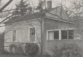 Side view of the Dodd house, 1978