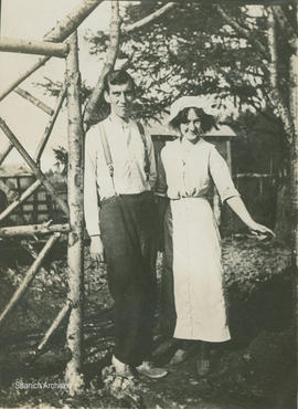 Tom and Maude Hall, 1144 Loenholm