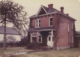 Dr. Tolmie house on Tolmie Avenue, 1970s