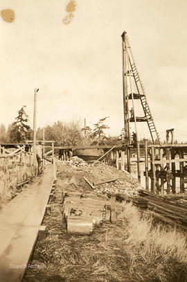 Building Craigflower Bridge, completed by April 1933