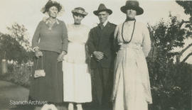 Mrs Stavely, Mileva Todd, Hayward Todd and Mrs Alice McLeod, 1910s