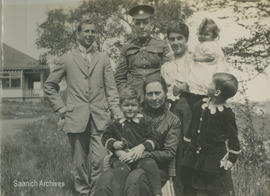 Dawson family and Margaret Irvine with WWI soldier at Rose Bank farm