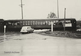 CNR railroad crossing, Island Highway and Tillicum Road, 1954