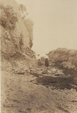 Vantreight sisters on the beach at Dead Man's Cliff, North Bay, north side, 1890